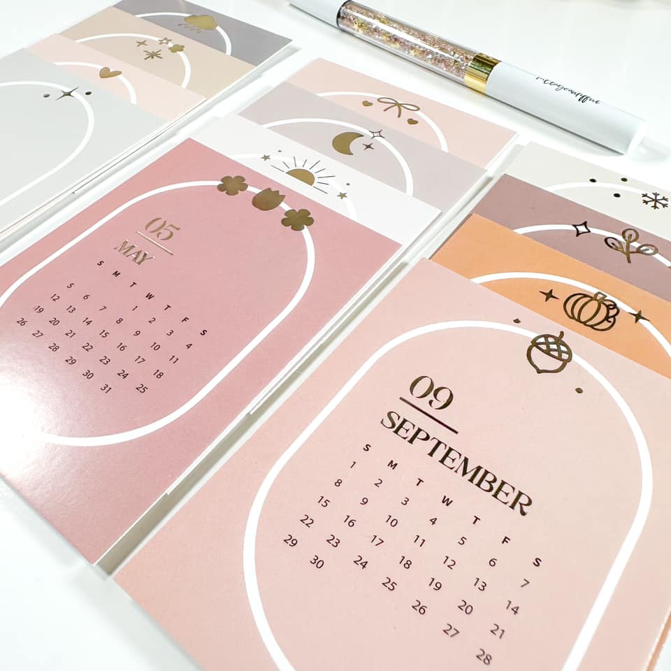 2024 Foiled Calendar Cards