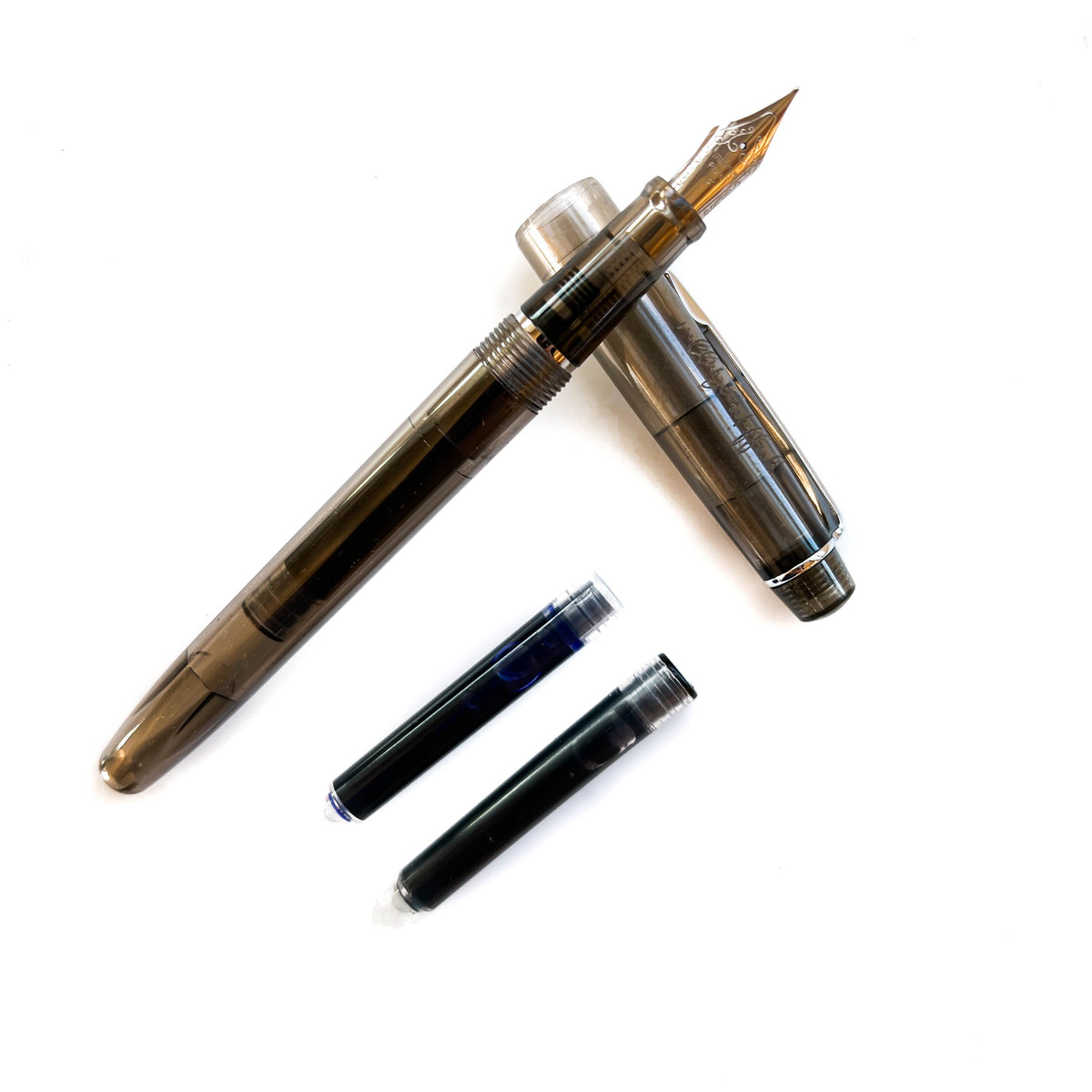 VB Fountain Pen | transparent black